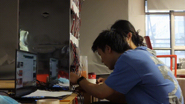 20211216_230039-00_00_00-00_00_30